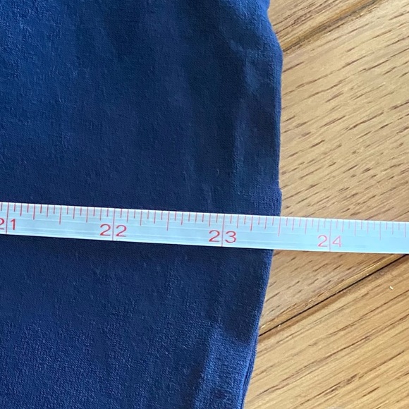 Old Navy L Tall Luxe t-shirt in navy blue. - Picture 6 of 6